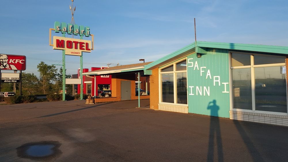 Safari Inn Motel Swift Current Exterior photo